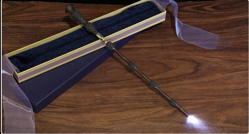 Magic wand set(can give out light)